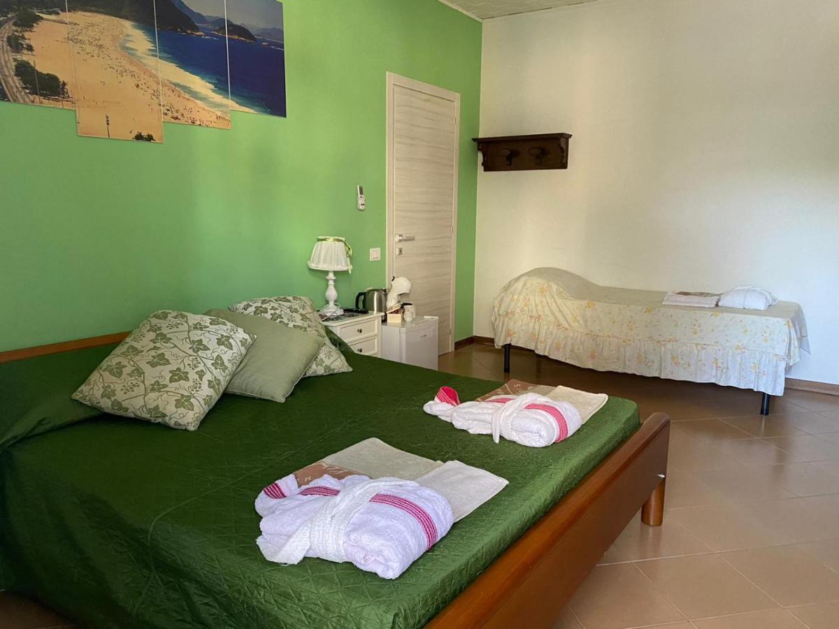 Pousada Copacabana Praia - Affittacamere - Casa Vacanza A ปอร์โต ซันเตลปีดิโอ ภายนอก รูปภาพ